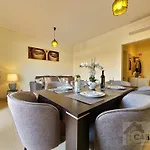 Apartment Royal Sunrise T2 By Yha Conceição