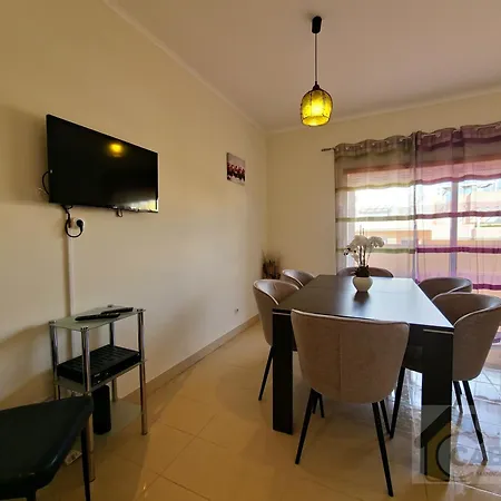 Apartment Royal Sunrise T2 By Yha Conceicao (Faro)